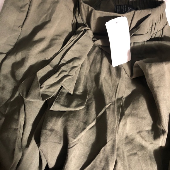 Green Belted Pants Size 2X - Picture 2 of 2